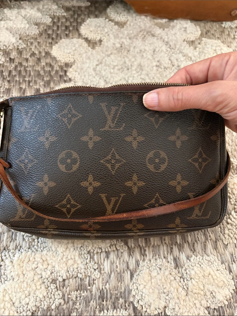 Louis Vuitton Monogram Canvas Pouchette